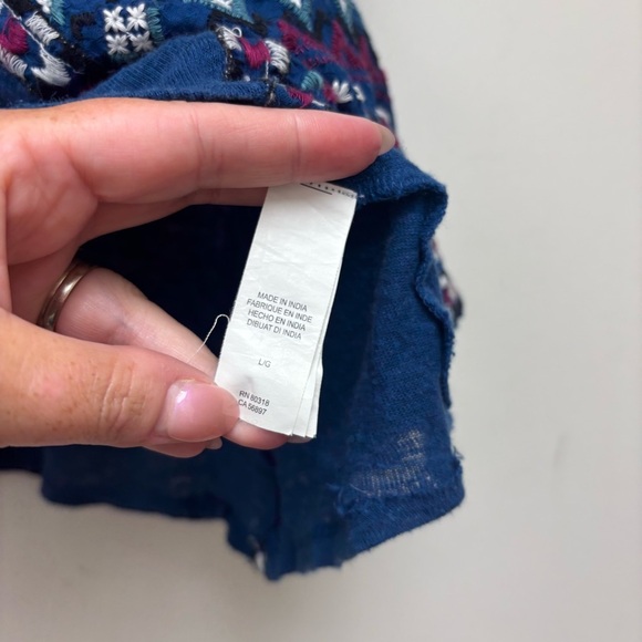 Lucky Brand Geometric Embroidered Sleeveless Top - Picture 8 of 12